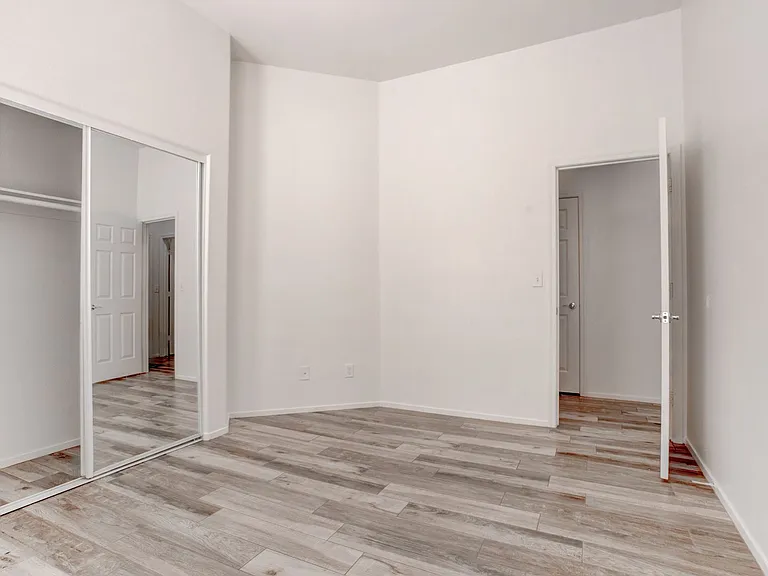 161 Greenwich Village Ave — Photo 19