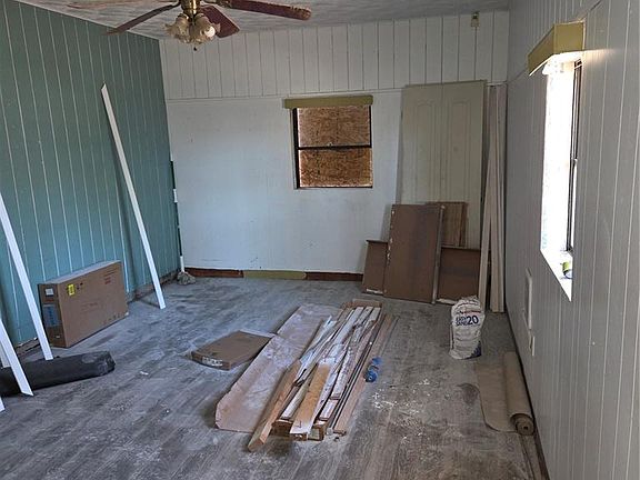 3rd image of 10804 Linnell Dr