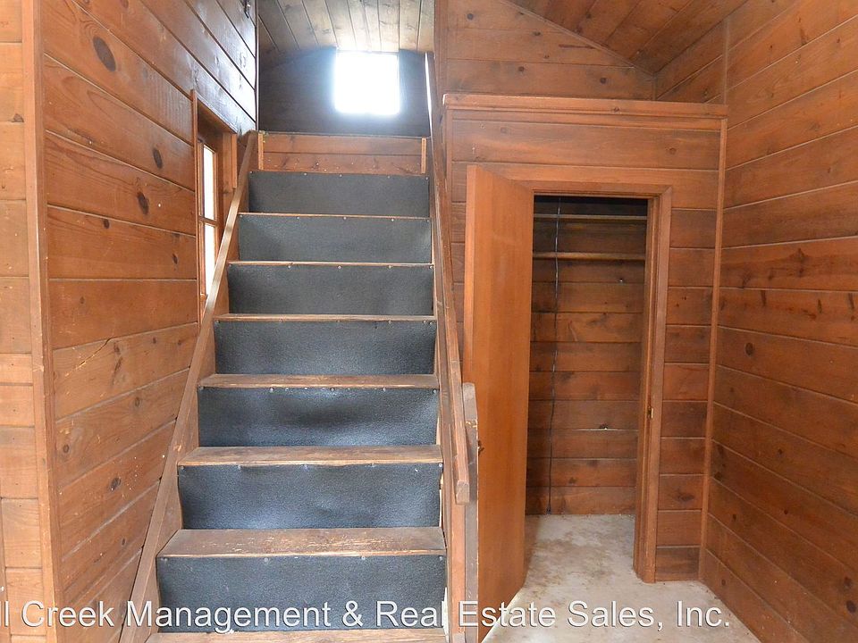 1st image of 2416 S Kloth Dr