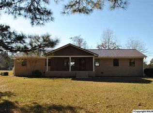 78 Calhoun Cir, Rainbow City, AL 35906