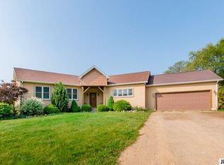10990 Miner Rd, Parma, MI 49269