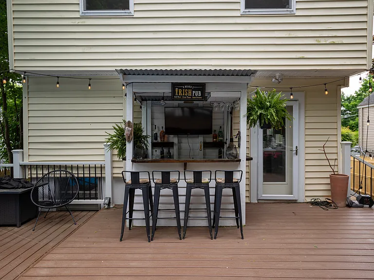 1510 Park Ave — Photo 23