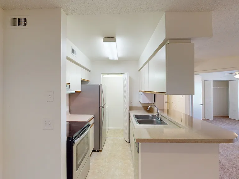 Lakewood Place — Photo 97