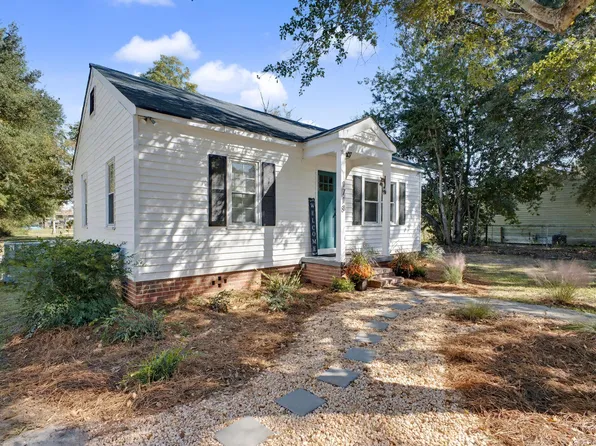 1718 Colleton Ave SE, Aiken, SC 29801