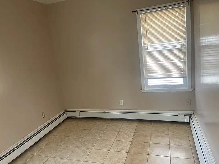 30 Pekin St #2 — Photo 9
