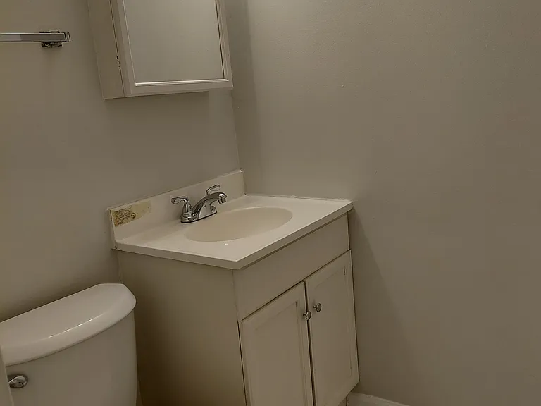 300 S Roselle Rd #222 — Photo 4