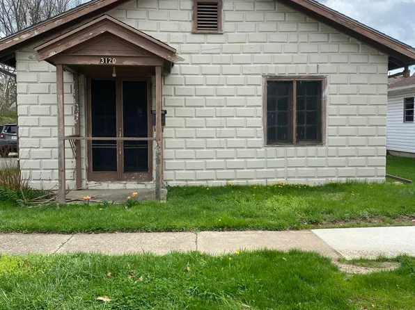 3120 Martel Dr, Dayton, OH 45420
