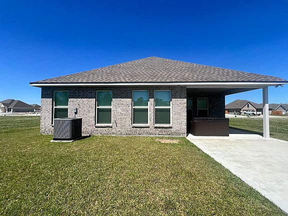 4th image of 227 Owl Dr