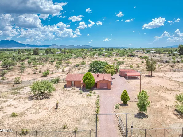 10616 E WATERS Road, Hereford, AZ 85615