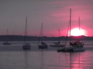 15 Main St, Keyport, NJ 07735