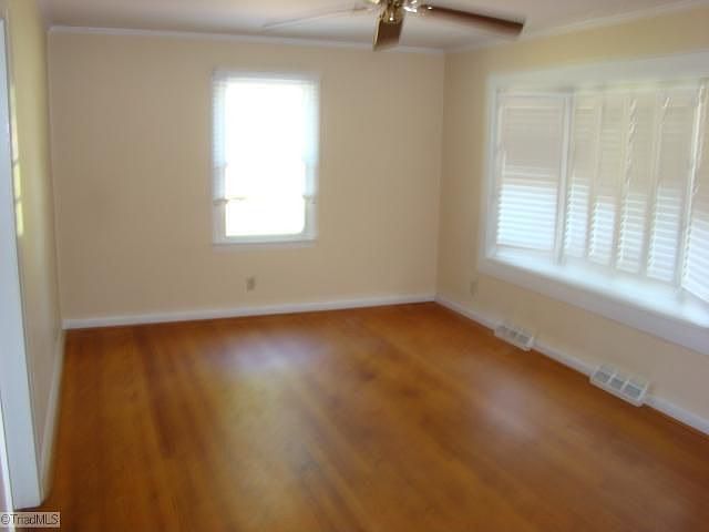 2nd image of 1903 Belmont St