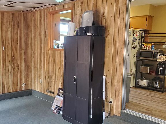 5th image of 1316 Carpenter Dr