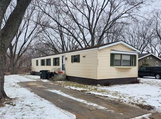 8665 Bacardi Ave, Inver Grove Heights, MN 55077