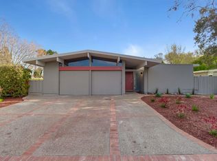 3340 Thomas Dr, Palo Alto, CA 94303
