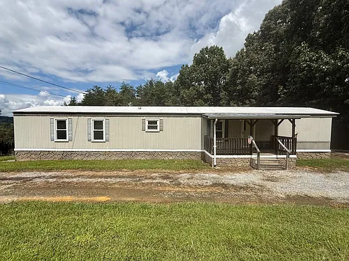133 Patricia Ln Photo 1