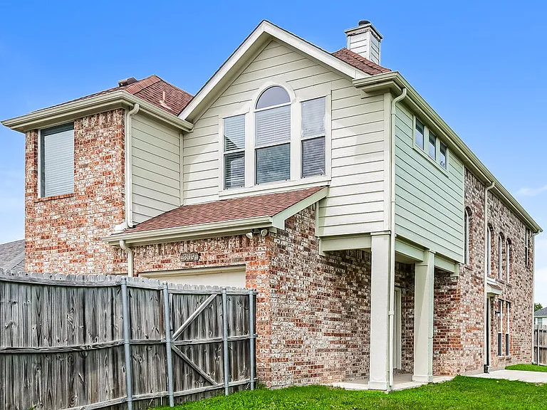 309 Cobblestone Dr — Photo 17