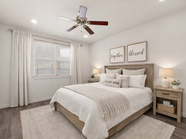 111 E Davis St #201, Duncanville, TX 75116