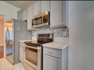 111 Kings Gate Dr #1, Portsmouth, VA 23701