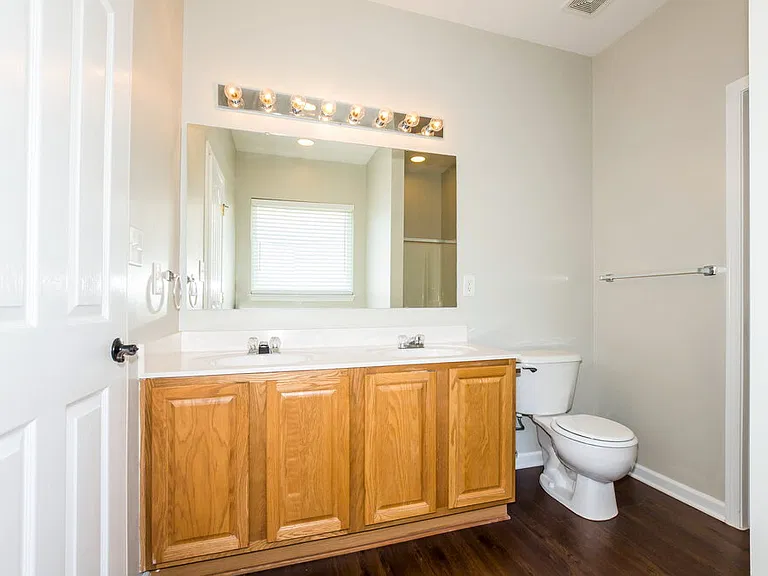 7027 Merrymount Ct — Photo 17