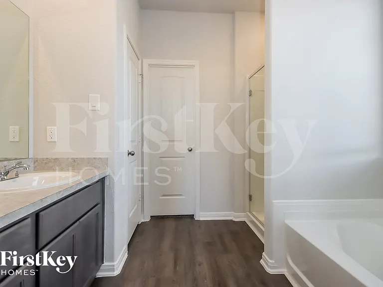 26207 Cooperstown Way — Photo 10