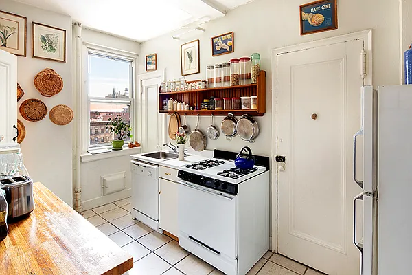 Sold by Brown Harris Stevens | media 21