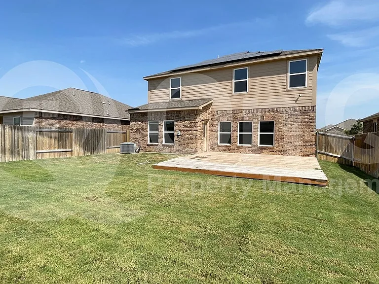 1623 White Mountain Way — Photo 16