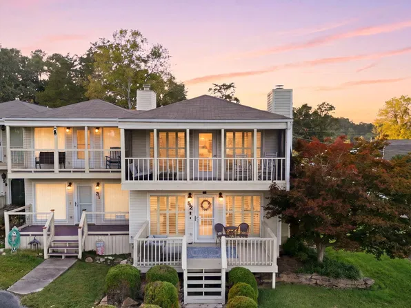 52 Riverbend Cir #52, Guntersville, AL 35976