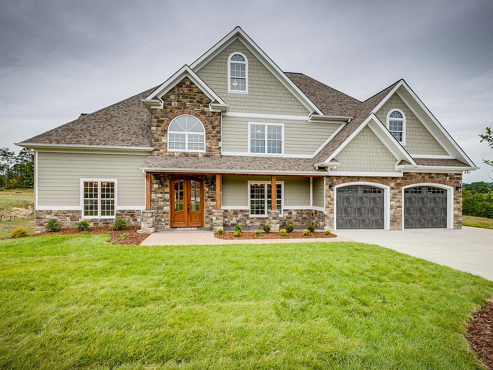 1st image of 5090 Rose Gardens Cir