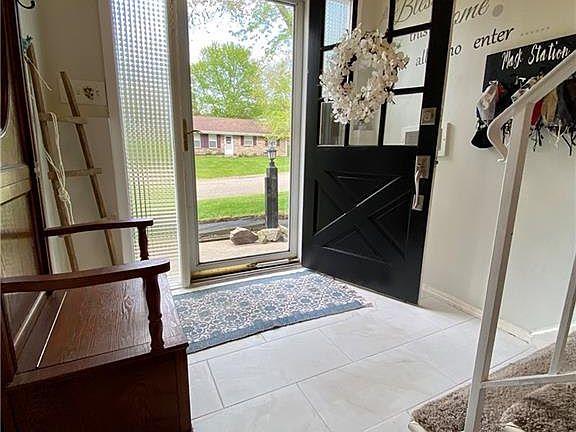 3rd image of 2718 Flowerstone Dr