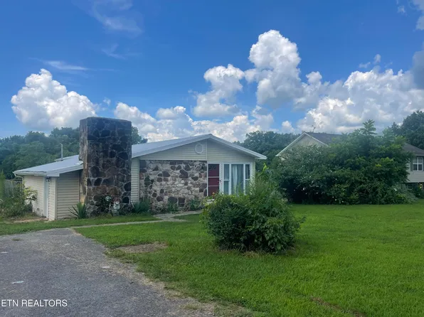 501 Boone Dr, Harrogate, TN 37752