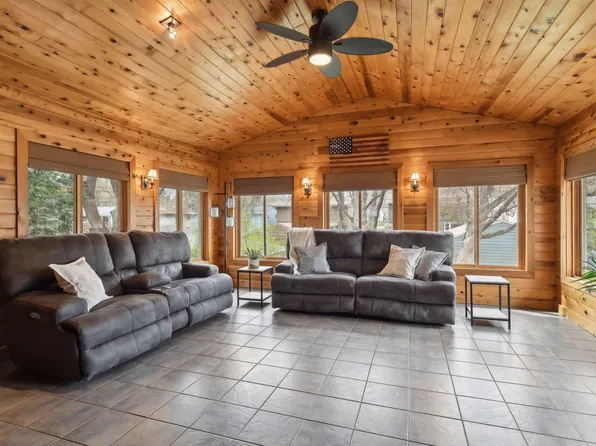 4253 France Ave N, Robbinsdale, MN 55422