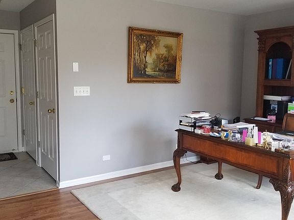 3rd image of 424 W Wood St