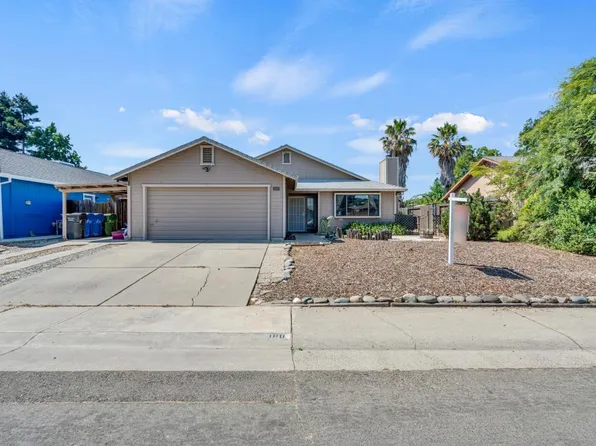 180 Saddle Ct, Galt, CA 95632
