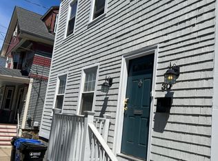 30 Howard St #2A, Newport, RI 02840