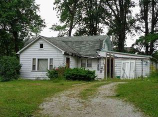 8150 E Gospel Grove Ave, Terre Haute, IN 47803