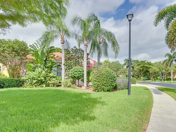2nd image of 10723 Fairmont Village Dr