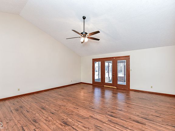 2nd image of 1065 Alydar Cir