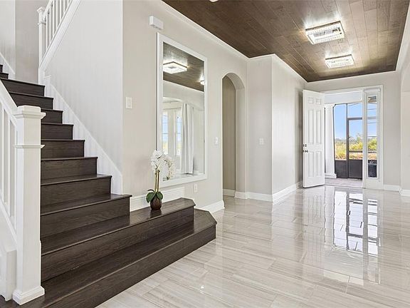 3rd image of 359 BLUE CYPRESS DRIVE