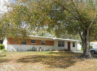 424 Country Club Dr, Oldsmar, FL 34677