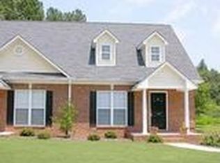 1020 Dash Dr, Bogart, GA 30622