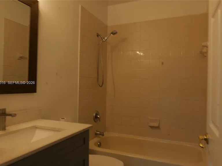 8220 SW 25th Ct — Photo 24