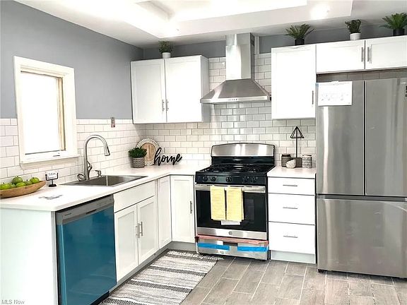 2nd image of 24671 Ridgeline Dr