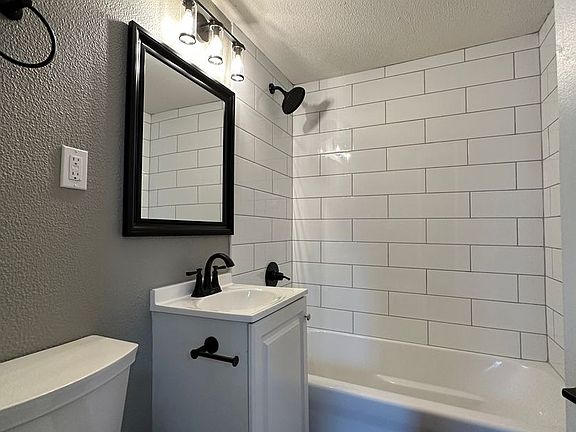 5th image of 551 S 35th St #3419-9