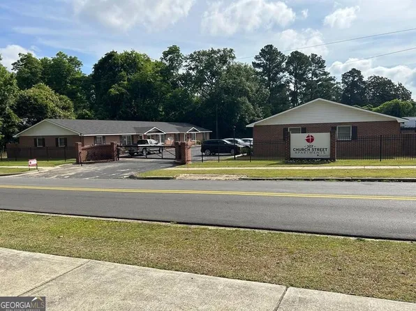 307 N Church St, Dublin, GA