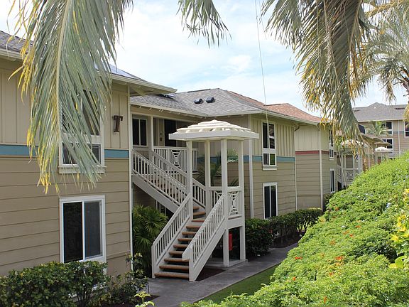 5th image of 75-5919 Alii Dr APT T1