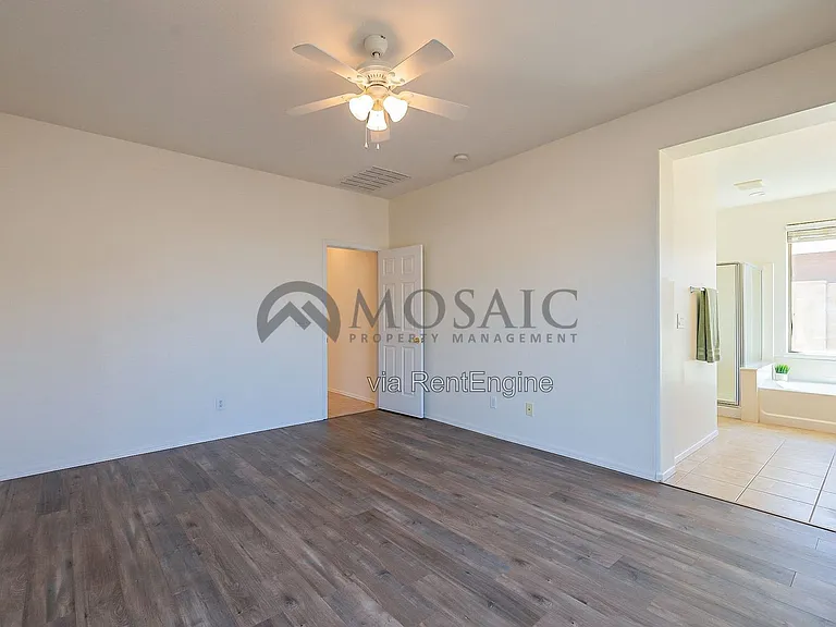 39718 N Rolling Green Way — Photo 21
