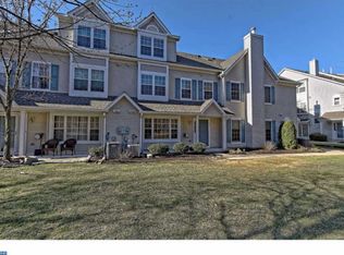 607 Oswego Ct #607, Mount Laurel, NJ 08054