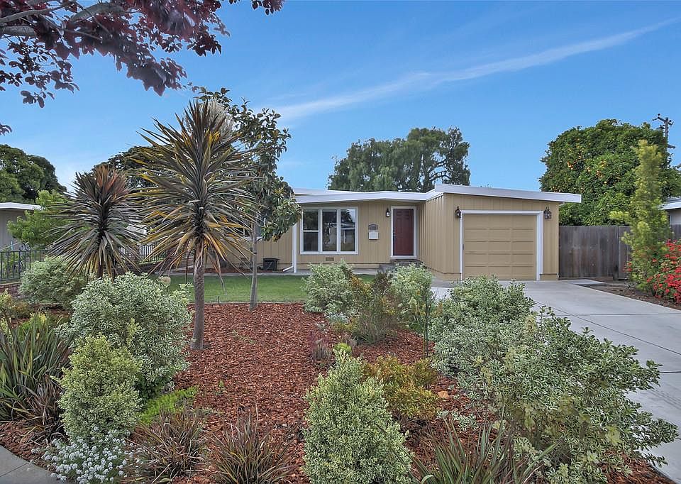 1st image of 1068 Chico Ct
