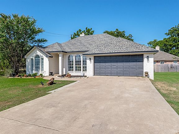 4th image of 732 Charyl Lynn Dr