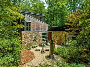 890 Twin Lakes Dr, Highlands, NC 28741